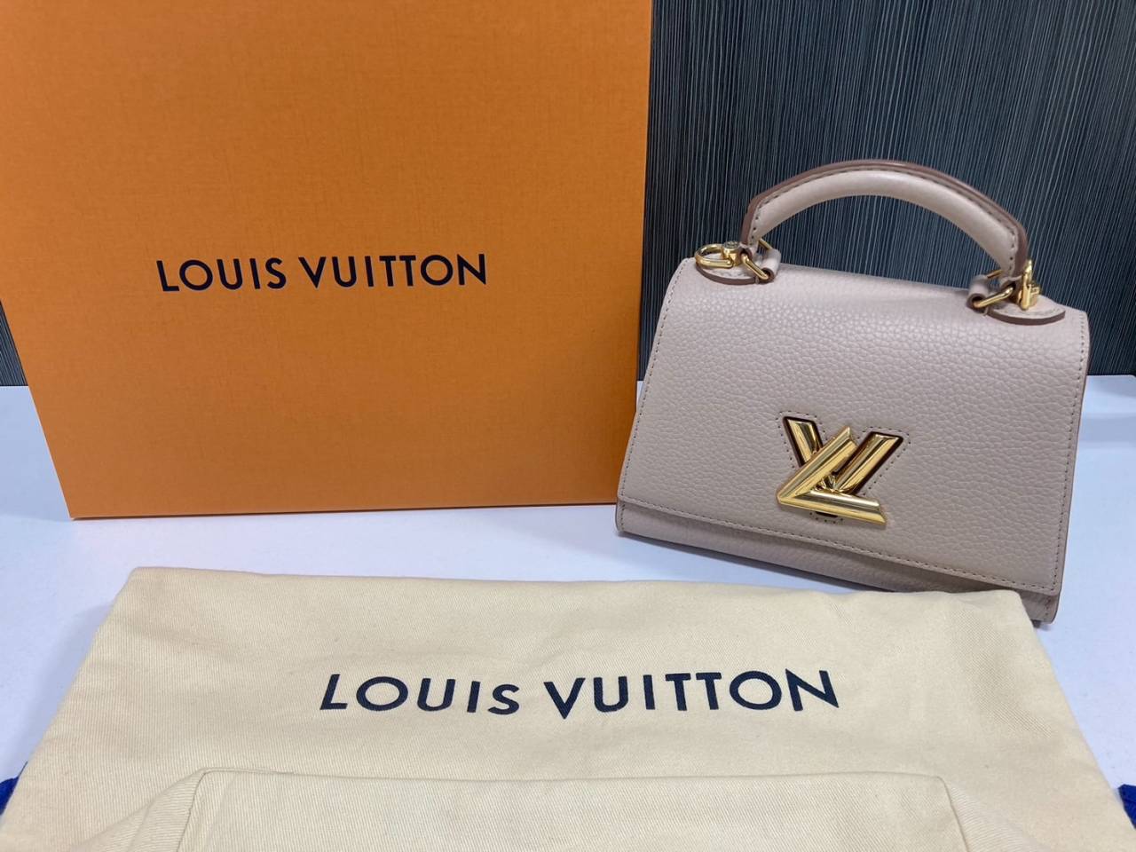 ヴィトンバッグ