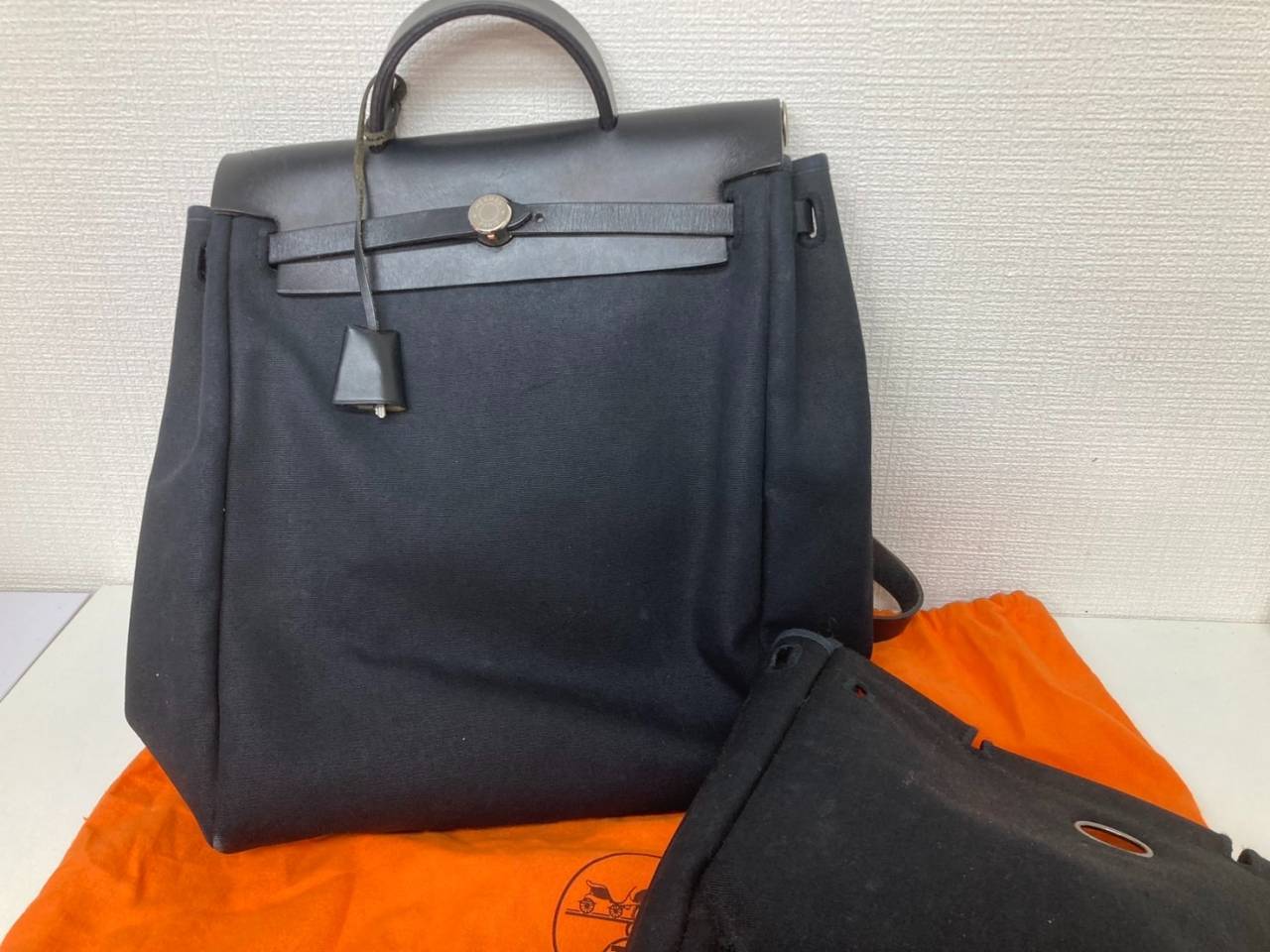 エルメスやグッチのバッグ